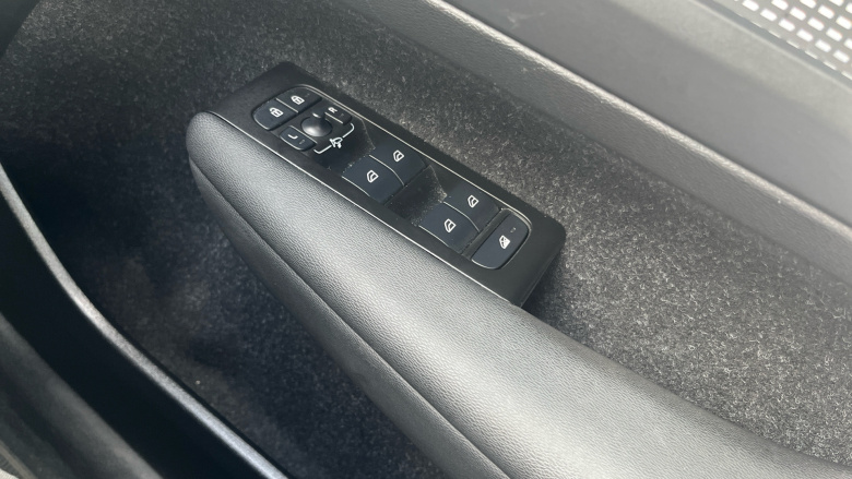 Volvo Xc40 1.5 T3 [163] R DESIGN 5dr Geartronic Petrol Estate